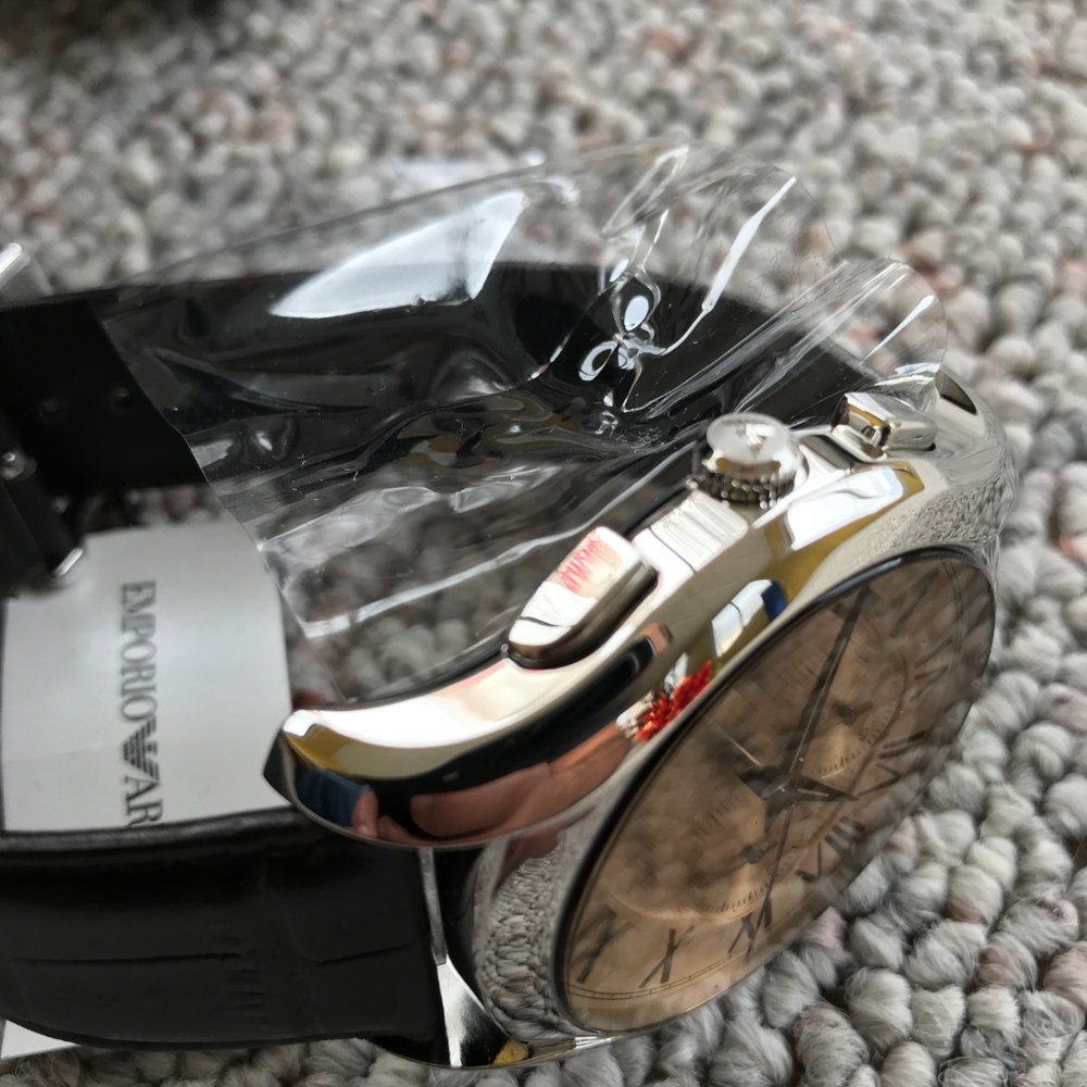 Emporio Armani Men's Brown Leather Dress Watch - Picture 4 of 8